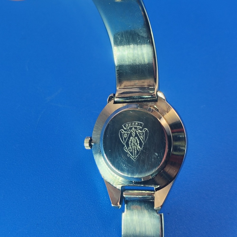 Vintage 1990 GUCCI Bangel Swiss Made Women's Quartz Luxury Watch SS Strap Resto - Picture 5 of 13